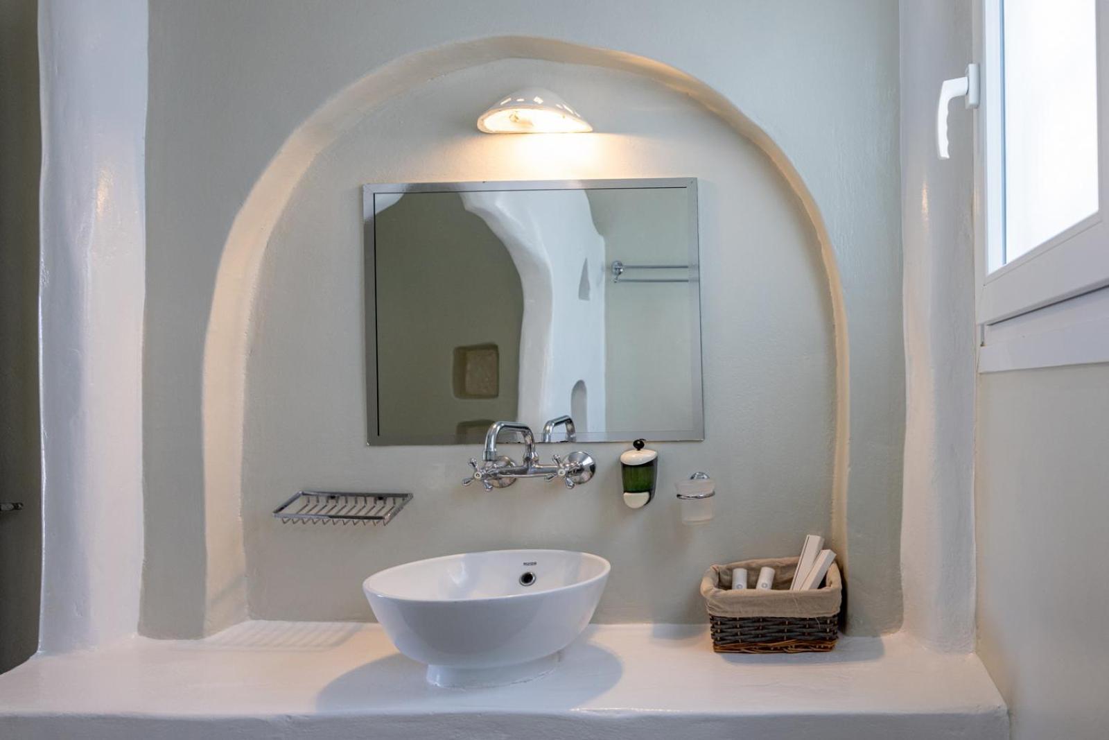 Soulmate'S Suites Tinos Kionia Bagian luar foto